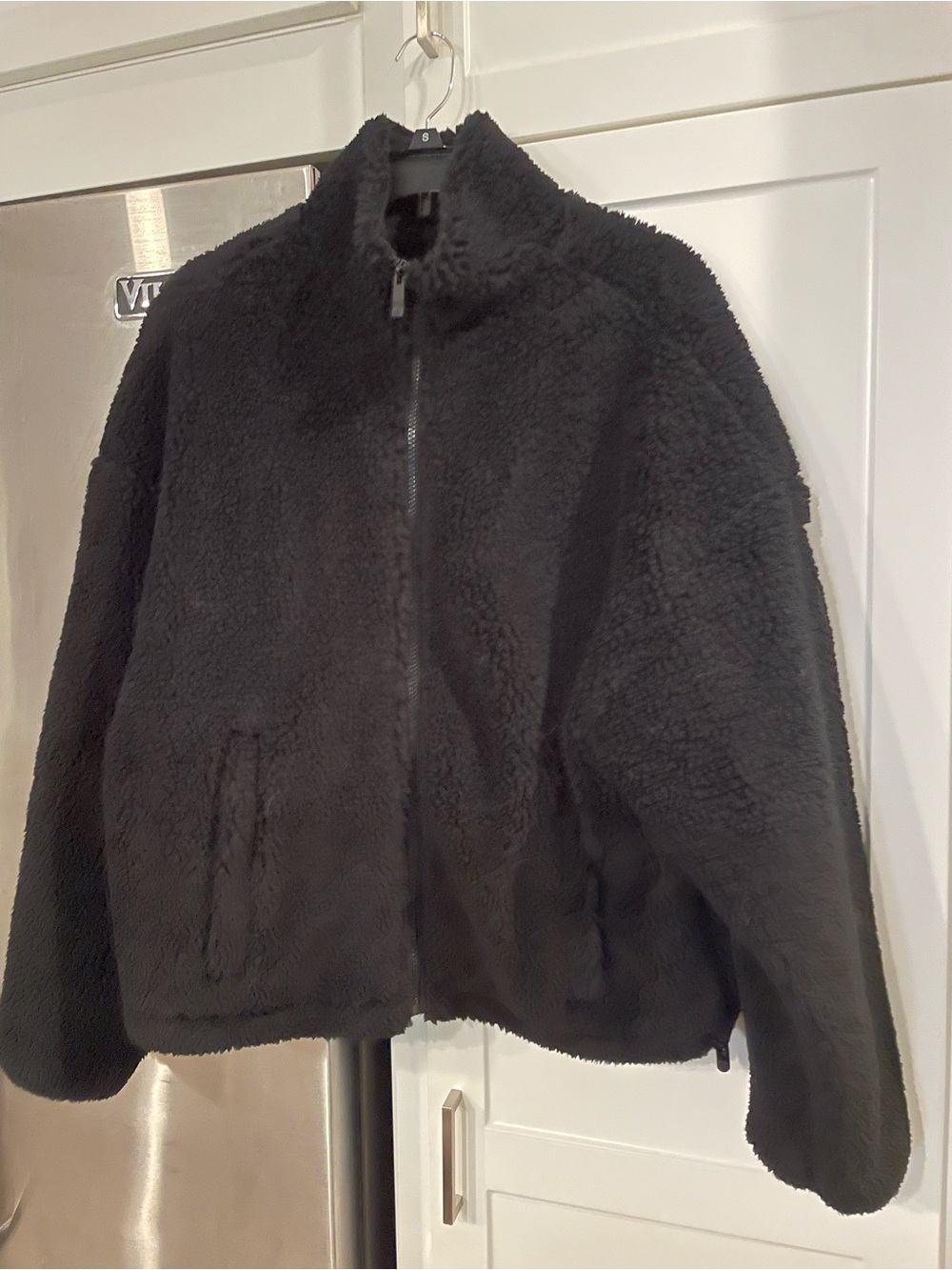 ALO Yoga Black Sherpa Zip Jacket